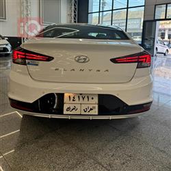 هیوندای ئەلەنترا